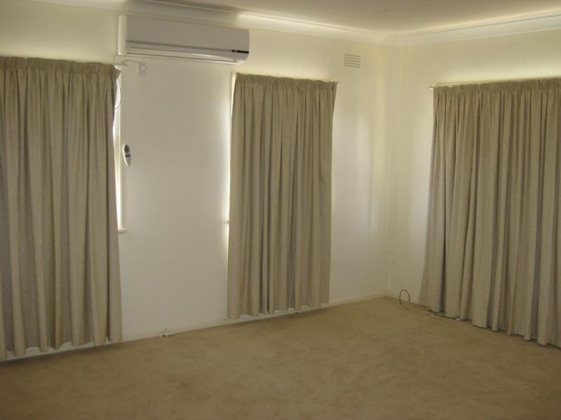 166 Fernleigh Road, Wagga Wagga NSW 2650