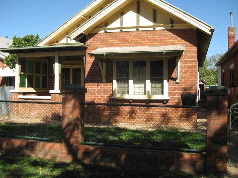 58 Peter Street, Wagga Wagga NSW 2650