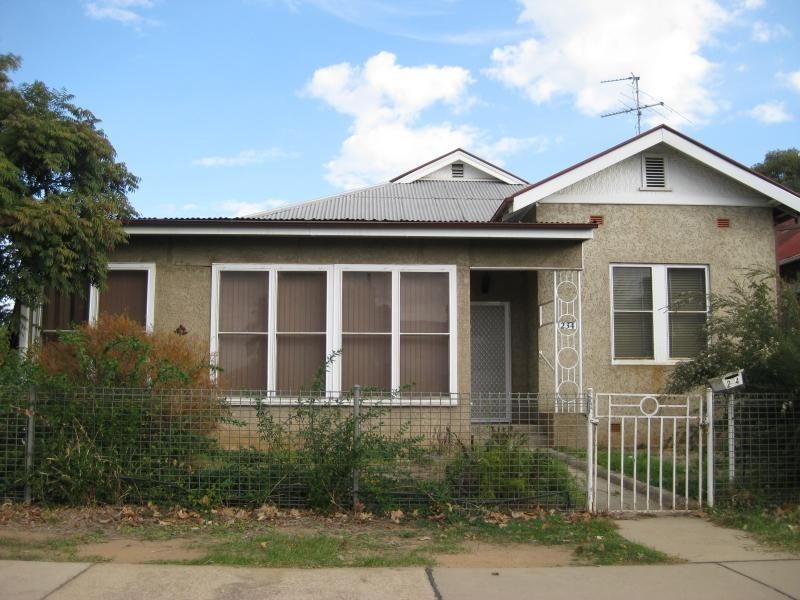 234 Edward Street, Wagga Wagga NSW 2650