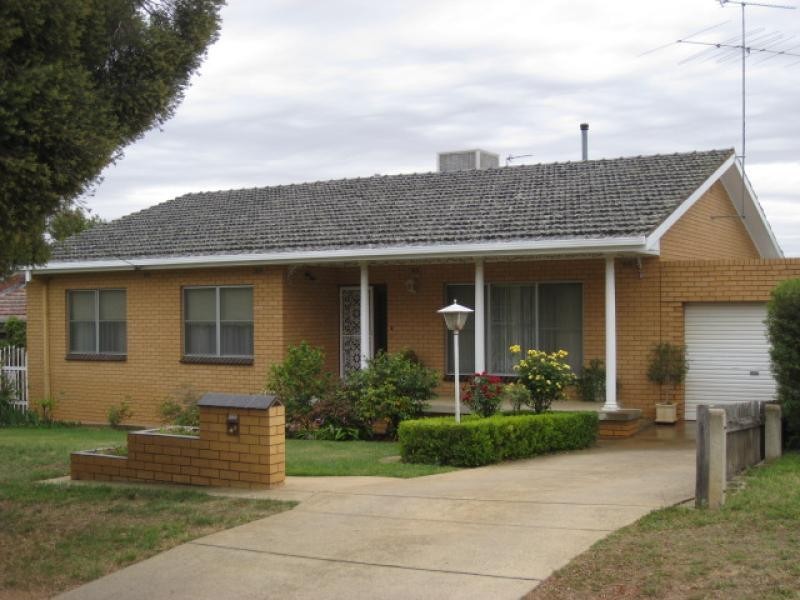 41 Alexander Street, Wagga Wagga NSW 2650