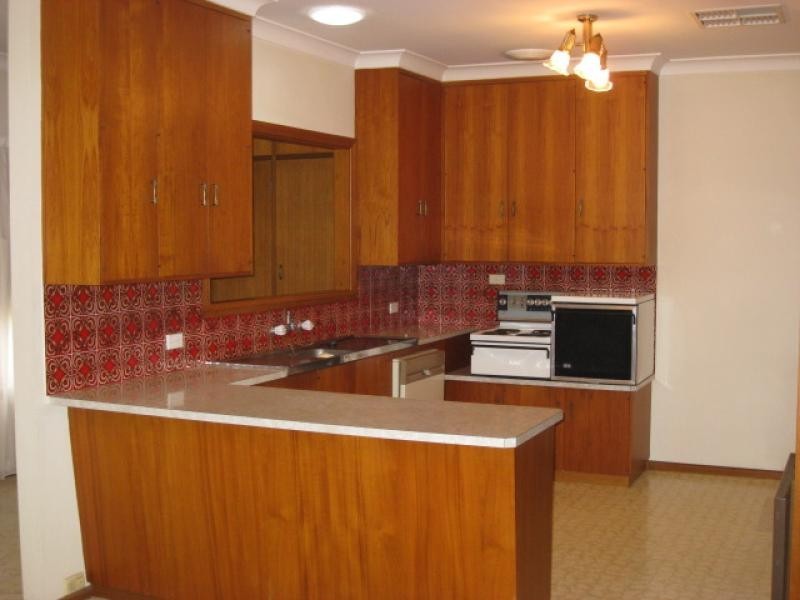 41 Alexander Street, Wagga Wagga NSW 2650