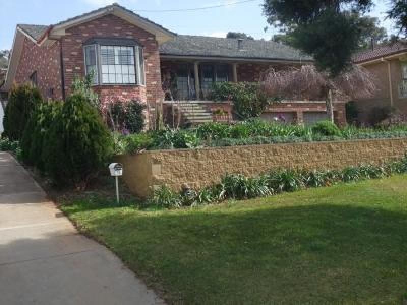 14 Wilks Avenue, Kooringal NSW 2650