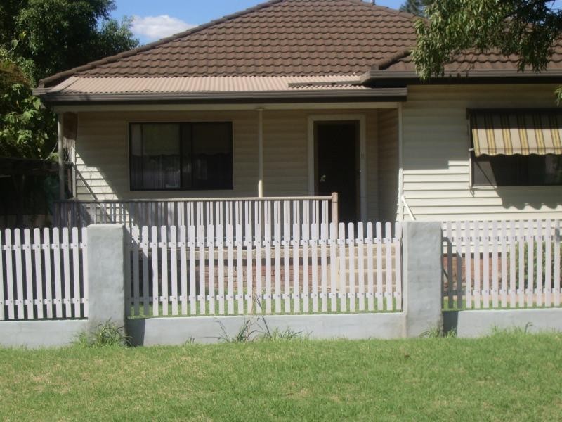 23 Morundah Street, Wagga Wagga NSW 2650