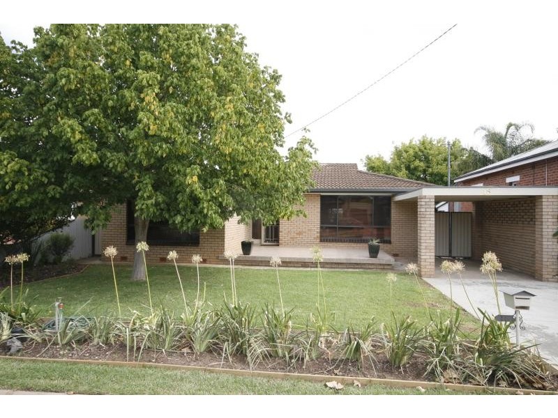 15 Rhoda Avenue, Wagga Wagga NSW 2650