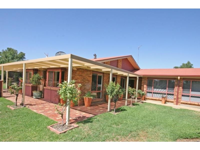 10 Hakea Place, Springvale NSW 2650