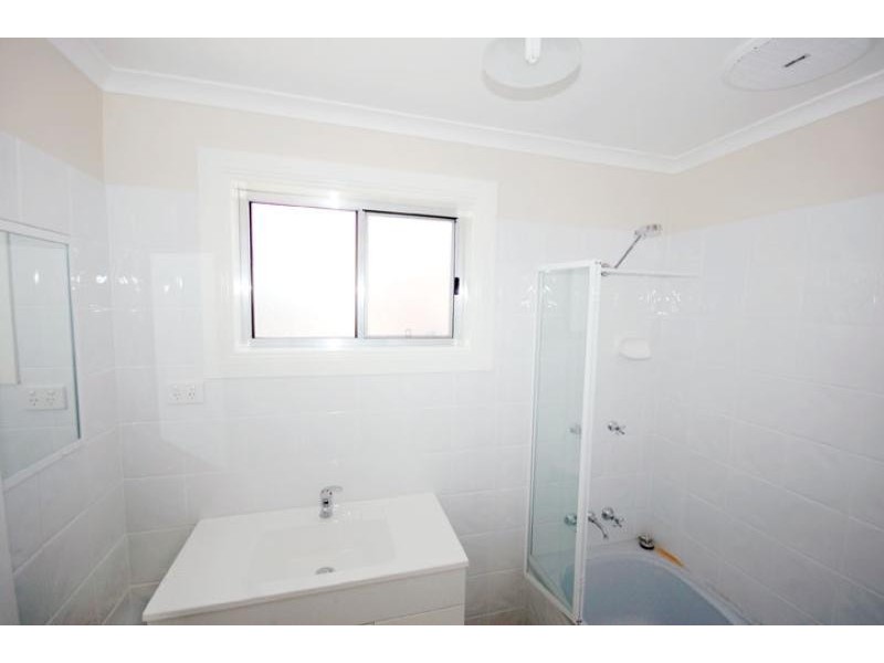 54 Best Street, Wagga Wagga NSW 2650