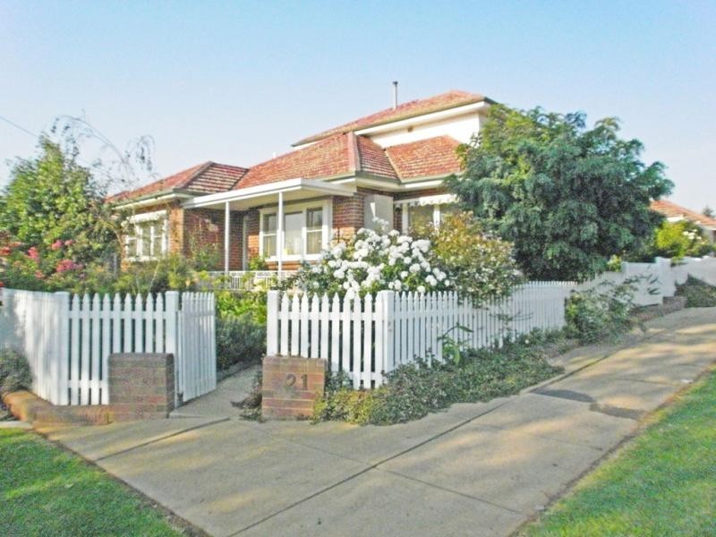 21 Mair Street, Wagga Wagga NSW 2650