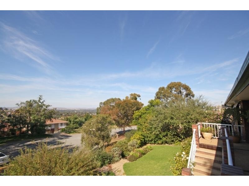2 Andrews Ave, Wagga Wagga NSW 2650