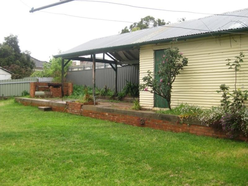 44 Grandview Avenue, Turvey Park NSW 2650