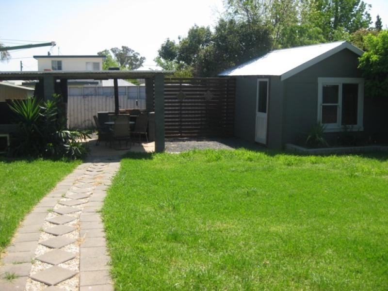 44 Heath Street, Turvey Park NSW 2650