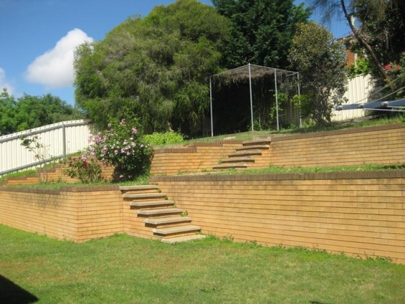 80 Amaroo Street, Kooringal NSW 2650