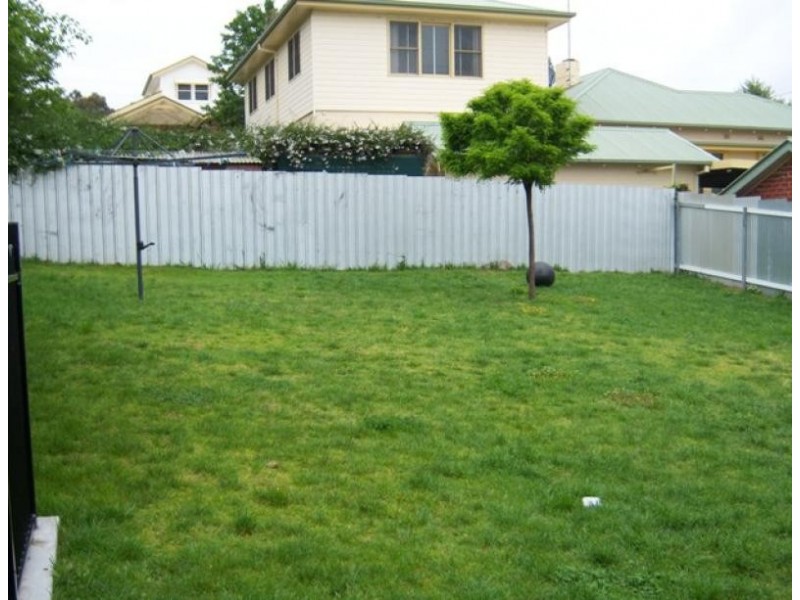 18 Hill Street, Wagga Wagga NSW 2650