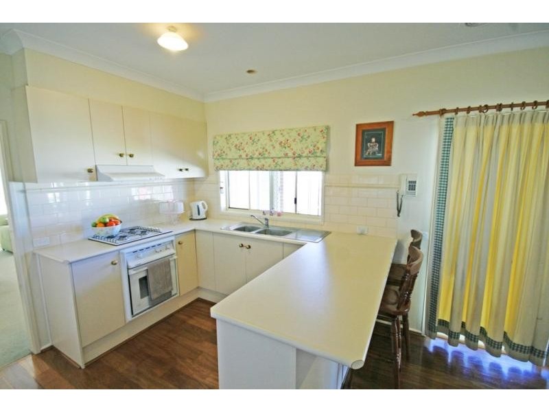 9 Harrier Place, Estella NSW 2650