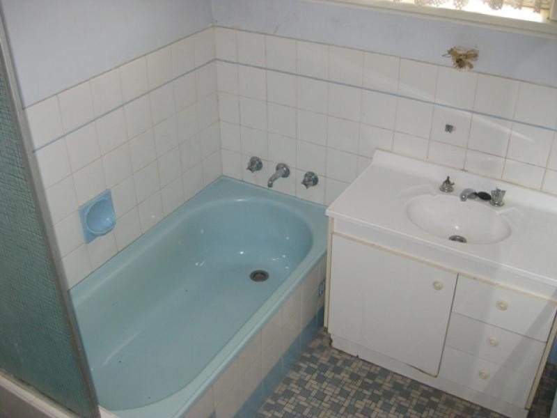 9 Nixon Crescent, Wagga Wagga NSW 2650