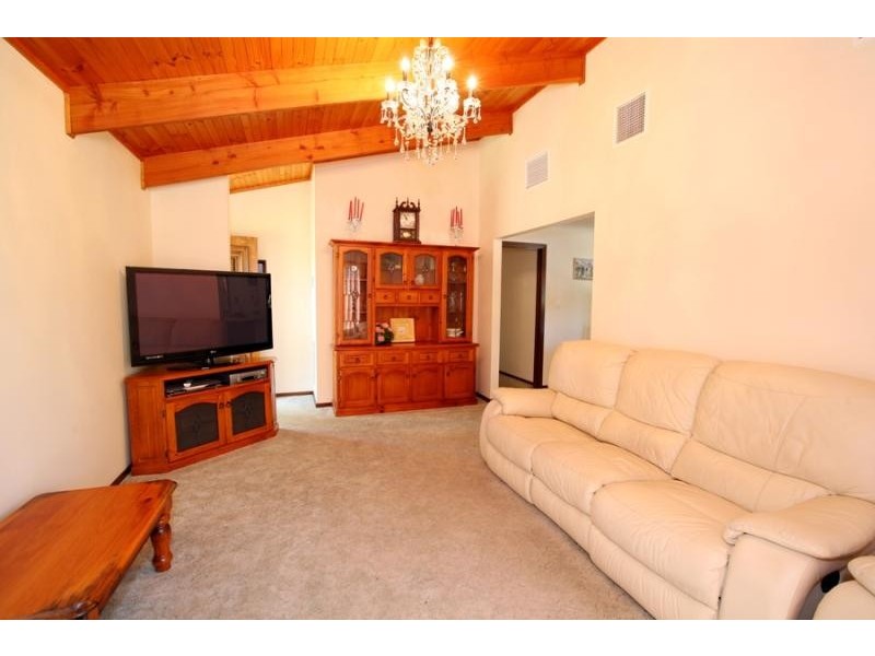21 Horseshoe Rd, Wagga Wagga NSW 2650