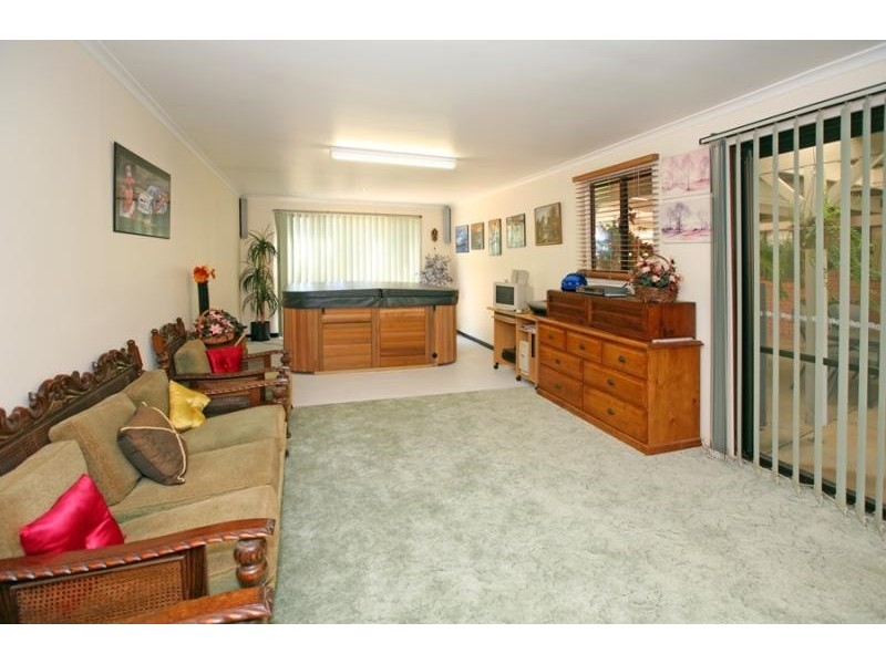 21 Horseshoe Rd, Wagga Wagga NSW 2650