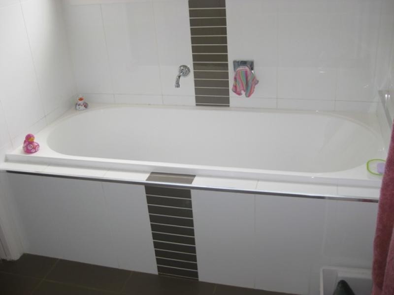 68 Kaloona Drive, Bourkelands NSW 2650