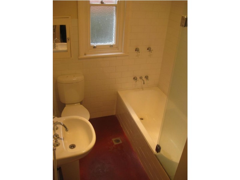 46 Garland Street, Turvey Park NSW 2650