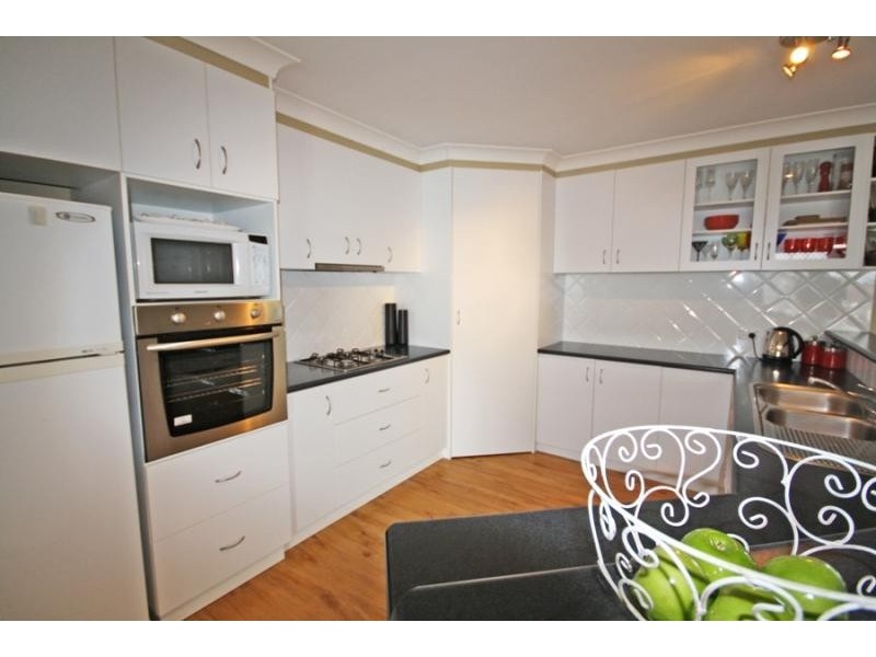 6 Garru Place, Wagga Wagga NSW 2650