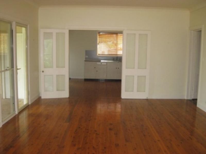 37 Cox Street, Mangoplah NSW 2652