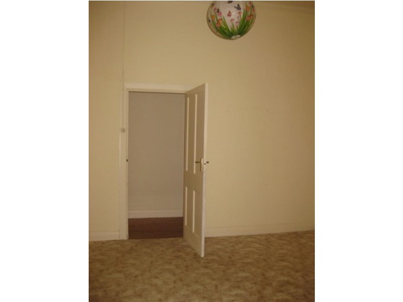 37 Cox Street, Mangoplah NSW 2652