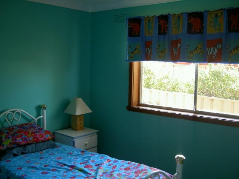 33 Red Hill Road, Kooringal NSW 2650