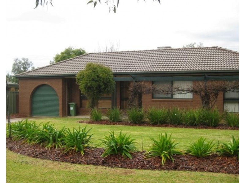 55 Undurra drive, Glenfield Park NSW 2650