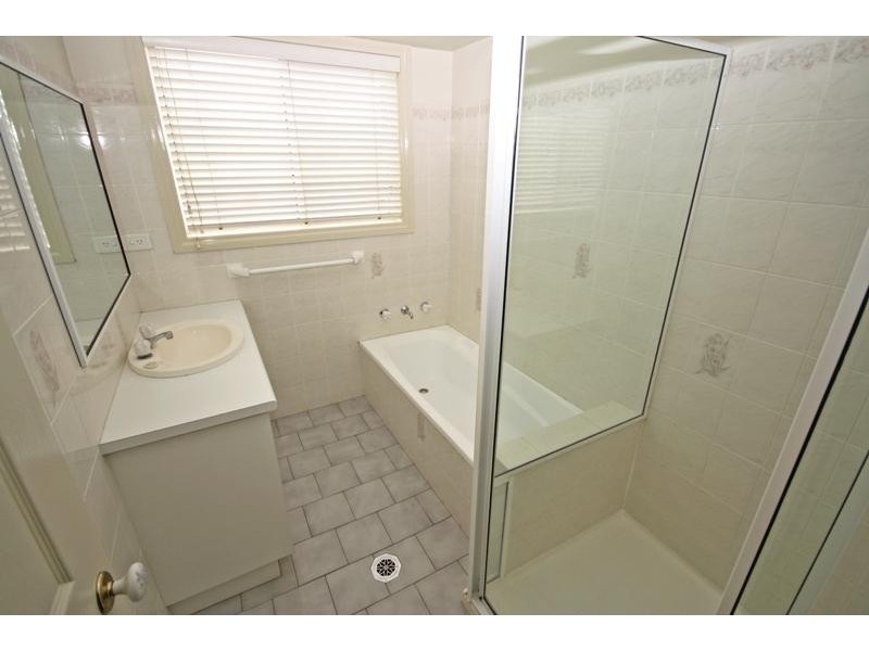 10 Barwon Place, Wagga Wagga NSW 2650