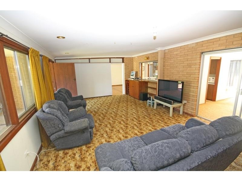 10 Coogan Street, Wagga Wagga NSW 2650