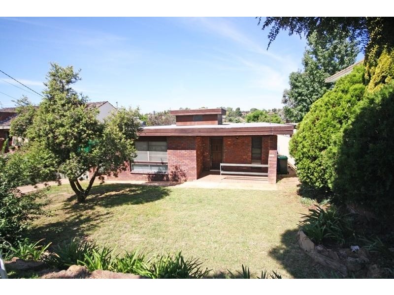 31 Warrawong Street, Wagga Wagga NSW 2650