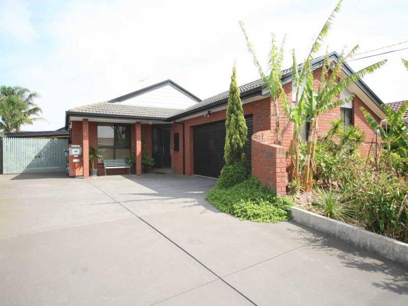 22 MINTARO WAY, Seabrook VIC 3028