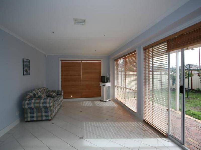 11 FRANKLIN BOULEVARD, Hoppers Crossing VIC 3029