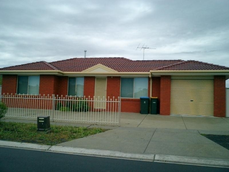 23 SCHERBOURG PLACE, Hoppers Crossing VIC 3029
