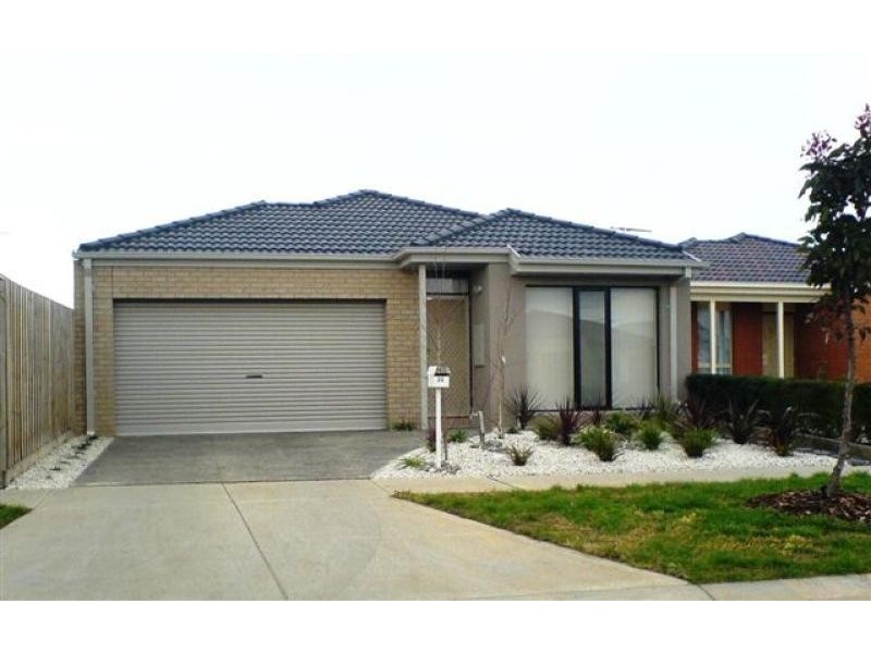 22 FLORA WAY, Tarneit VIC 3029