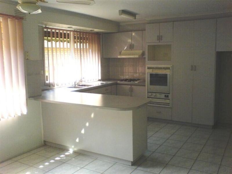 26 PATTERSON AVENUE, Hoppers Crossing VIC 3029