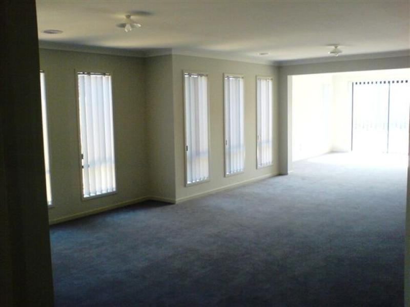 6 GUILFORD COURT, Truganina VIC 3029