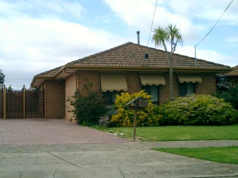 56 TAMARIND CRESCENT, Werribee VIC 3030