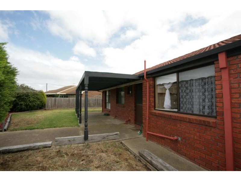 2 MALVEN CLOSE, Werribee VIC 3030