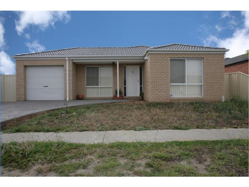 60 TRACEY STREET, Werribee VIC 3030