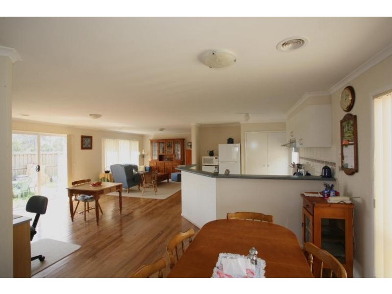 60 TRACEY STREET, Werribee VIC 3030