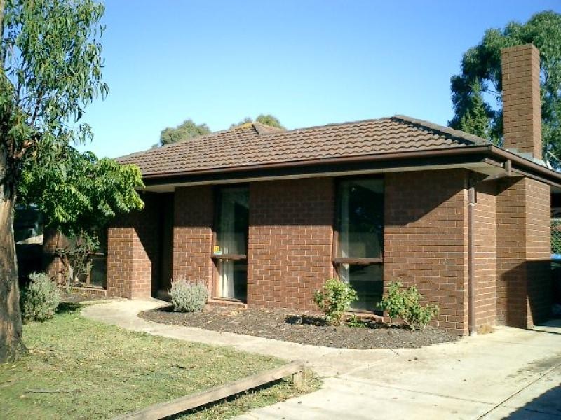 15 JULIER CRESCENT, Hoppers Crossing VIC 3029