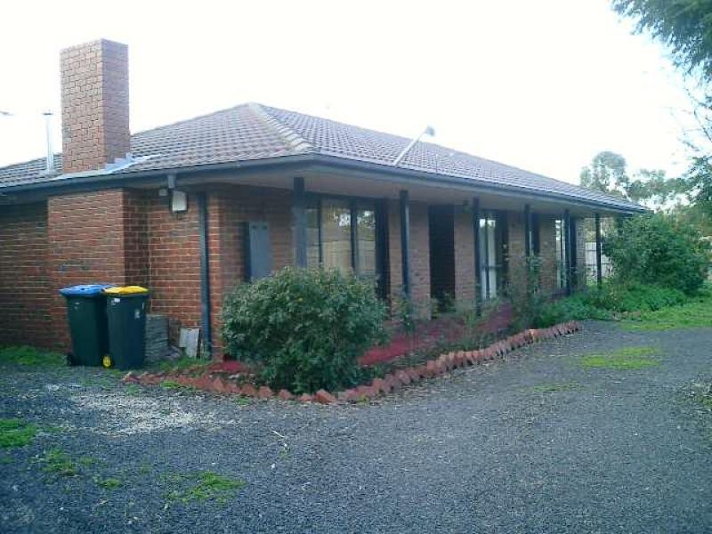 3 CHAT PLACE, Werribee VIC 3030