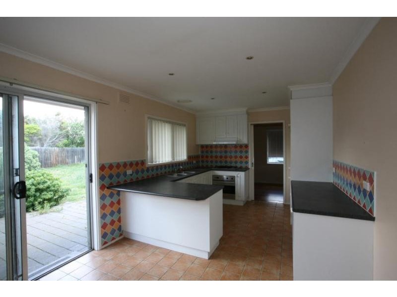 42 MELVIEW DRIVE, Wyndham Vale VIC 3024