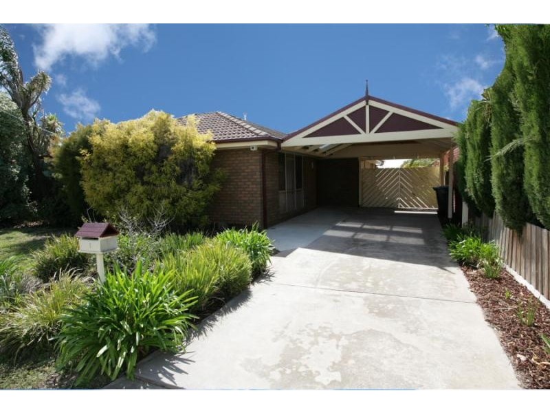 1 CROXLEY CLOSE, Wyndham Vale VIC 3024