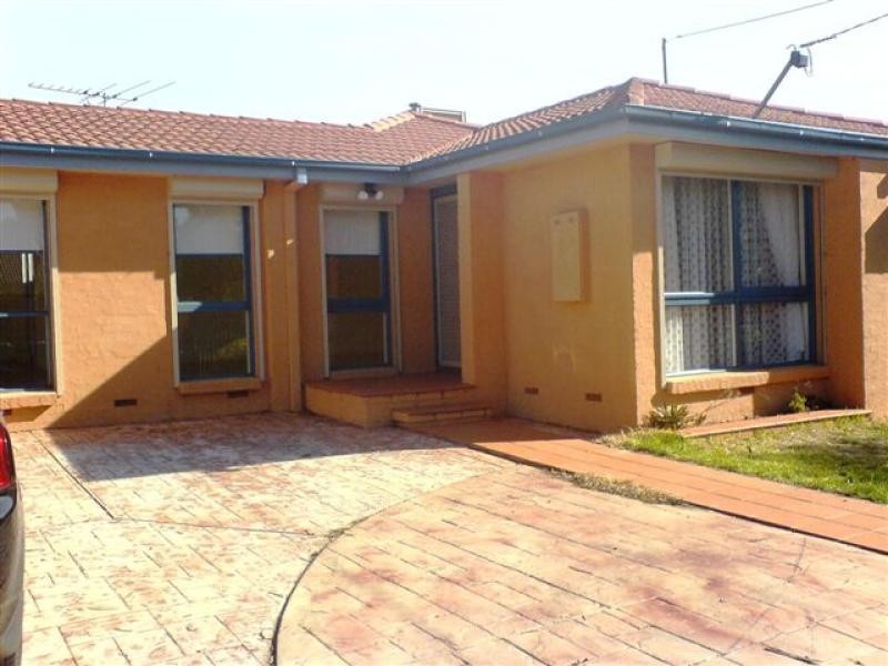 90 KOOKABURRA AVENUE, Werribee VIC 3030