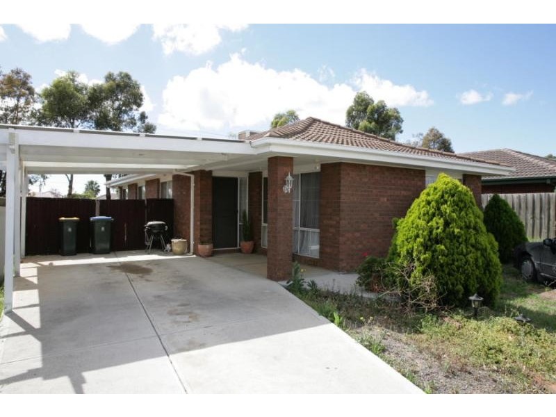 21 TRENT CLOSE, Werribee VIC 3030