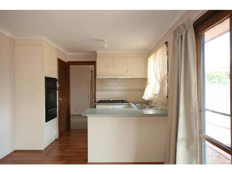 3 CHAT PLACE, Werribee VIC 3030