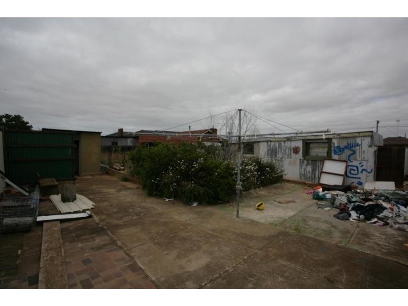 1 MANOR STREET, Werribee VIC 3030