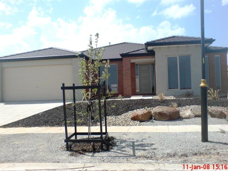 29 BARCHESTER AVENUE, Truganina VIC 3029