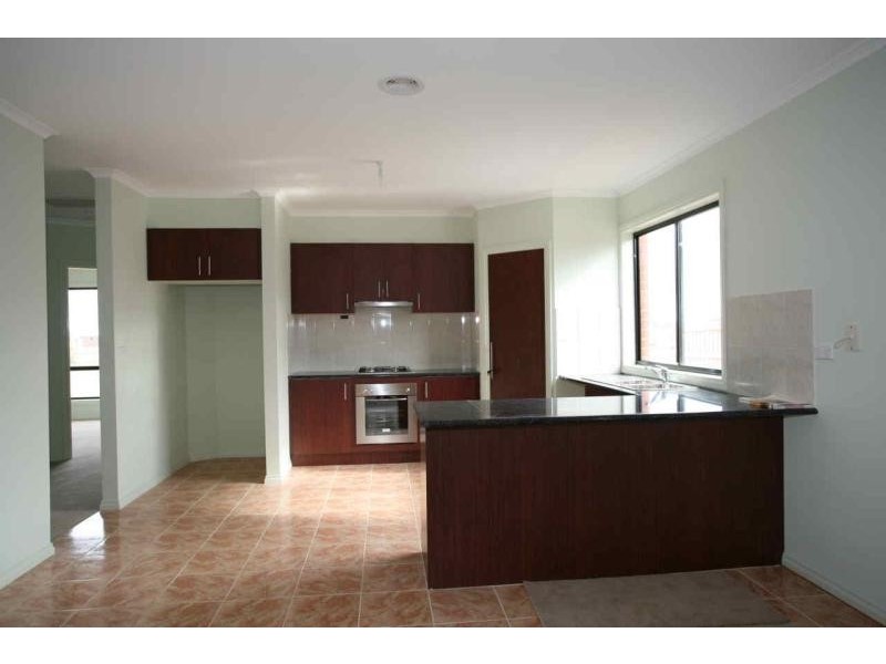 12 SWINBURNE COURT, Truganina VIC 3029